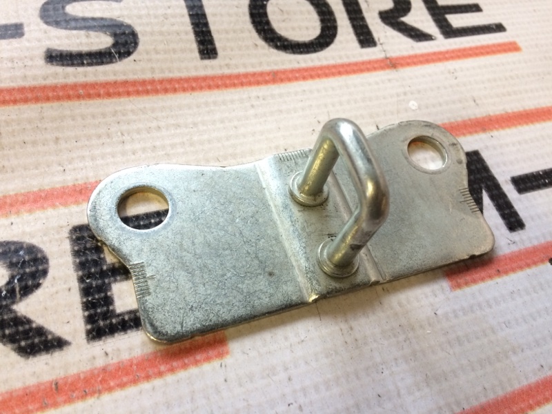 петля замка багажника, 330 рублей, Красноярск