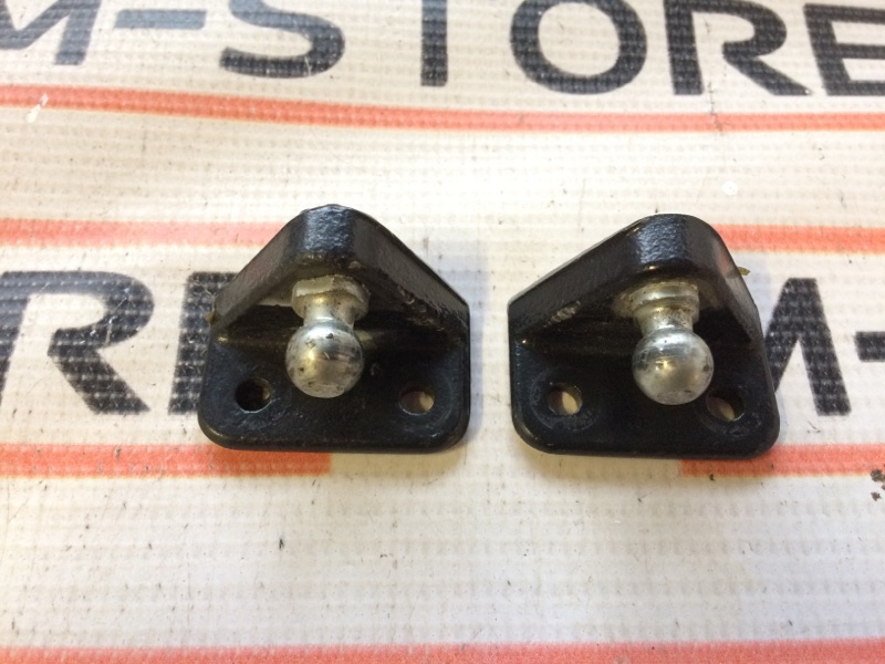 Кронштейн амортизатора капота, 340 рублей, Красноярск