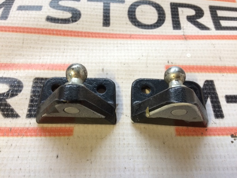 Кронштейн амортизатора капота, 340 рублей, Красноярск