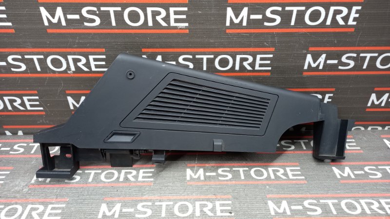 Пластик багажника, 570 рублей, Красноярск