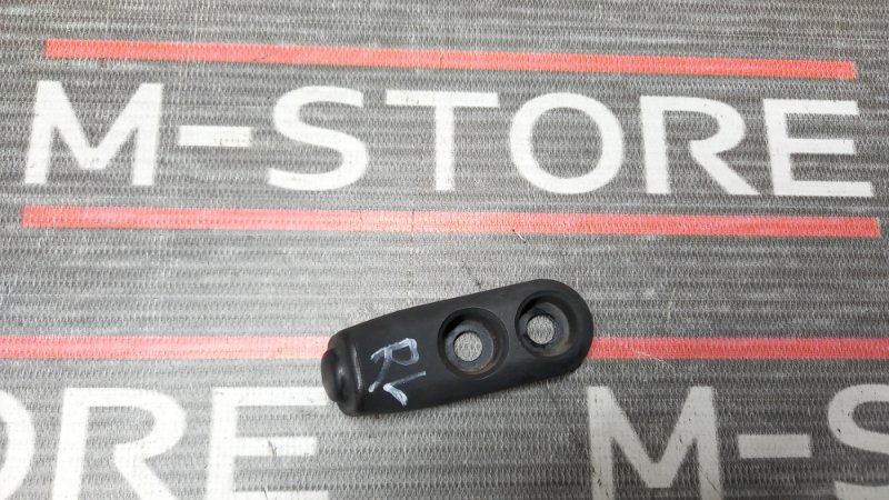 Отбойник багажника, 340 рублей, Красноярск