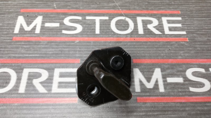 петля замка багажника, 210 рублей, Красноярск