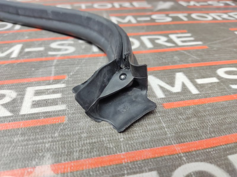 Уплотнитель капота, 340 рублей, Красноярск