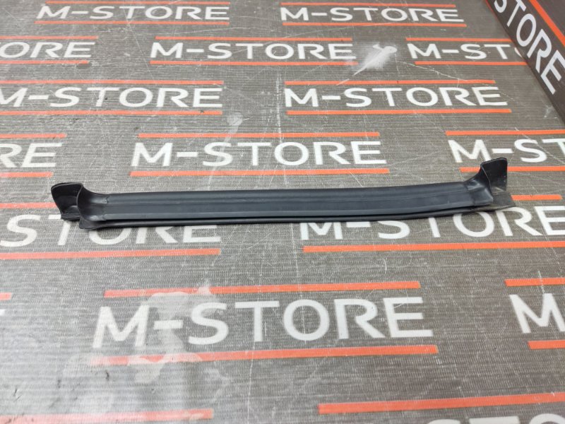 Уплотнитель капота, 340 рублей, Красноярск