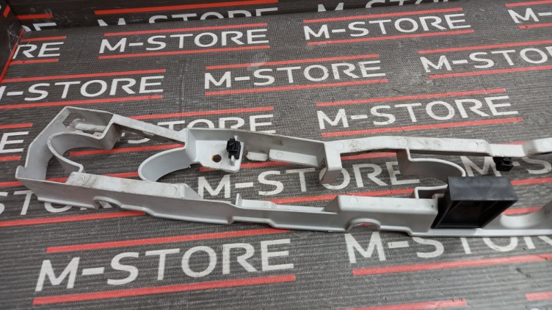 крепление бампера, 630 рублей, Красноярск