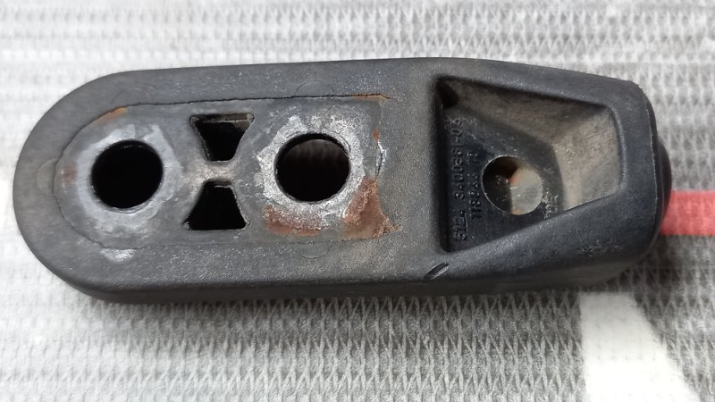 Отбойник багажника, 340 рублей, Красноярск