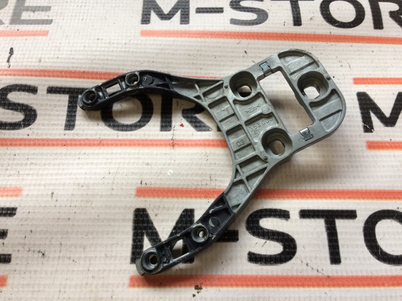 Кронштейн зеркала салона, 200 рублей, Красноярск