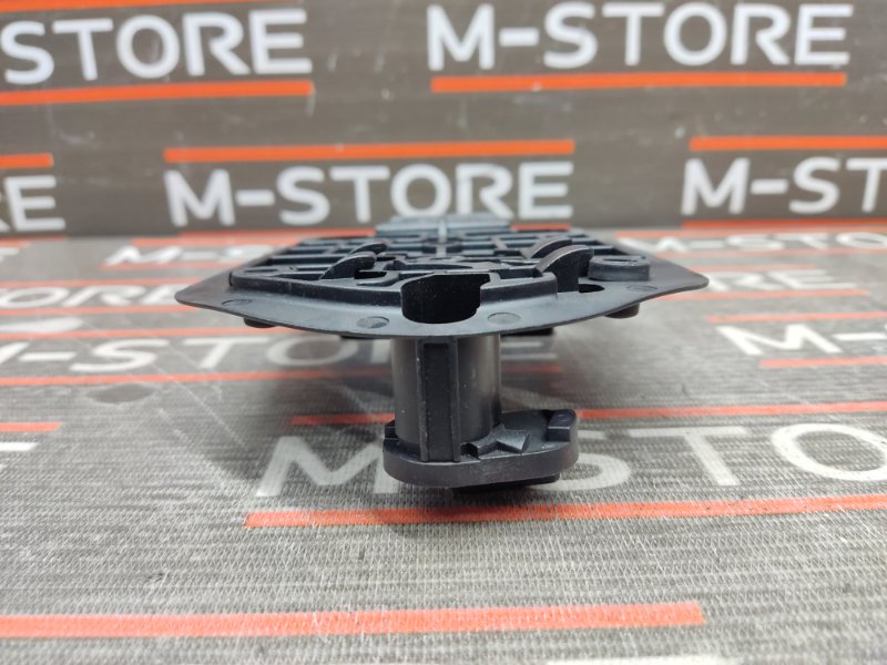 Крепление аварийного знака, 200 рублей, Красноярск