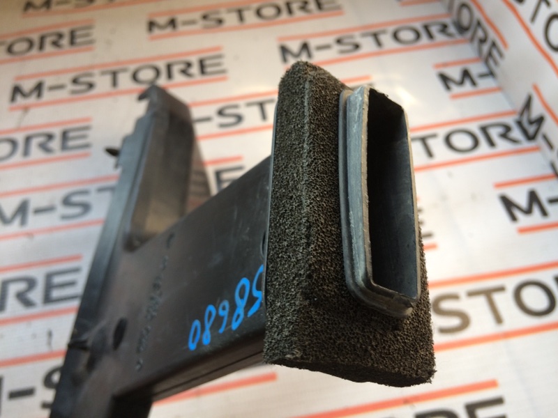 Водосток лобового стекла, 190 рублей, Красноярск