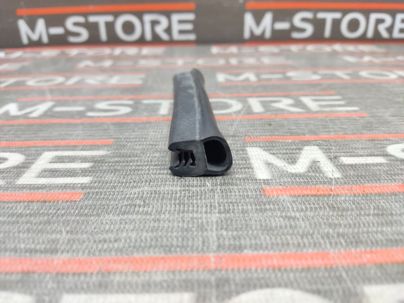 Уплотнитель капота, 190 рублей, Красноярск