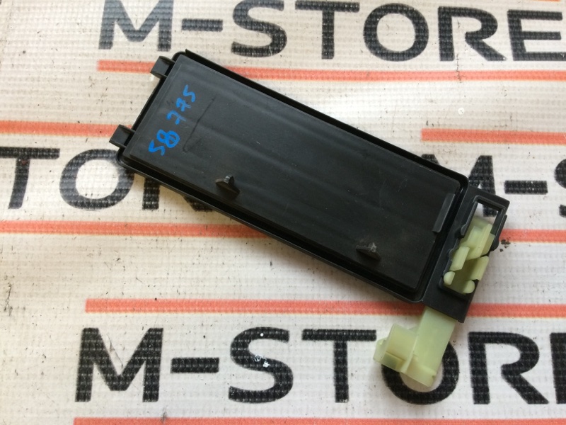 крышка салонного фильтра, 200 рублей, Красноярск