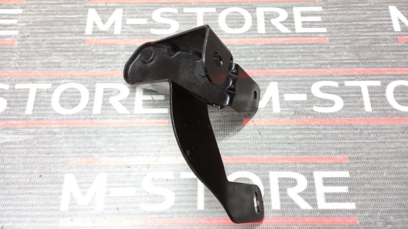 кронштейн насоса продувки катализатора, 300 рублей, Красноярск