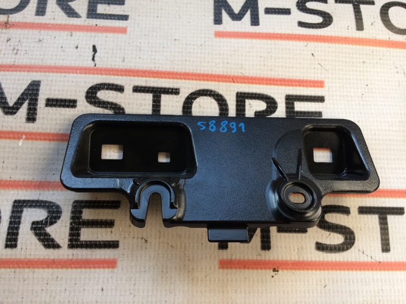 кронштейн потолочной ручки, 300 рублей, Красноярск