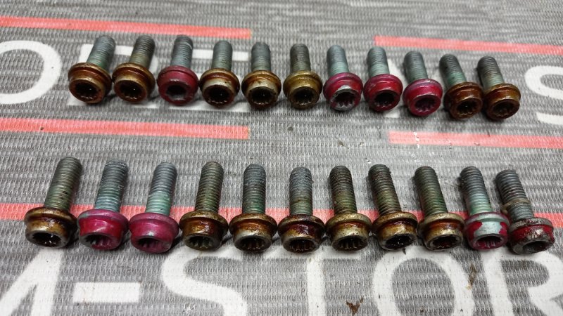 Болты и гайки ДВС, 630 рублей, Красноярск