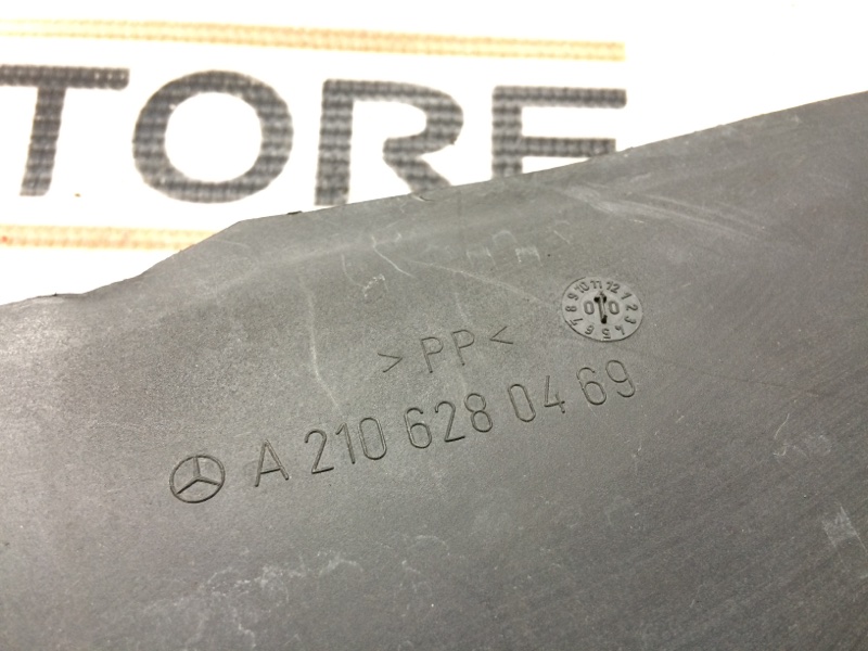 Водосток лобового стекла, 190 рублей, Красноярск