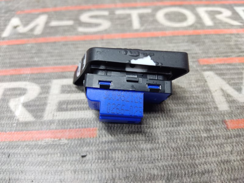 Кнопка центрального замка, 210 рублей, Красноярск