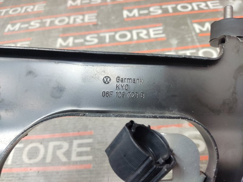 Кронштейн впускного коллектора, 300 рублей, Красноярск