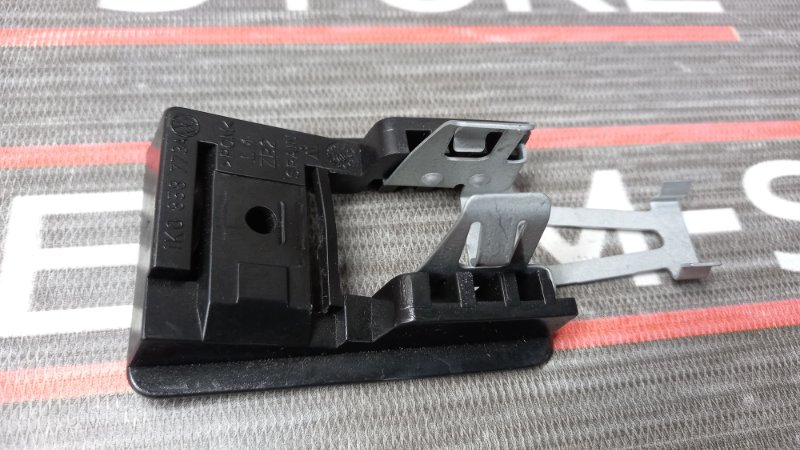 крепление козырька, 300 рублей, Красноярск