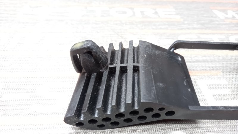 Кронштейн топливной трубки, 300 рублей, Красноярск