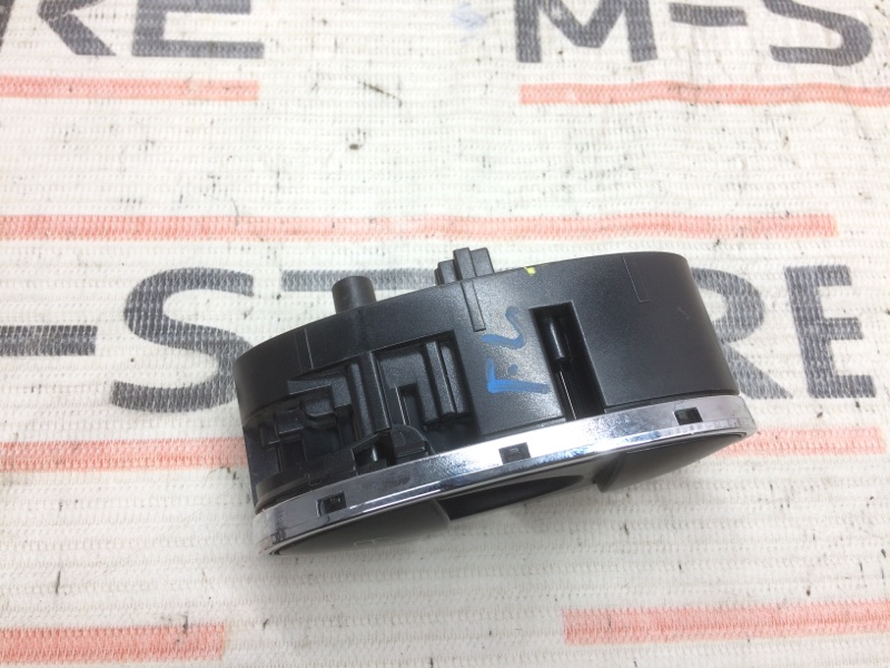 кнопка стеклоподъемника, 300 рублей, Красноярск