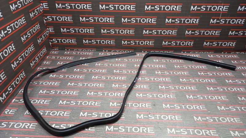 Уплотнитель капота, 570 рублей, Красноярск