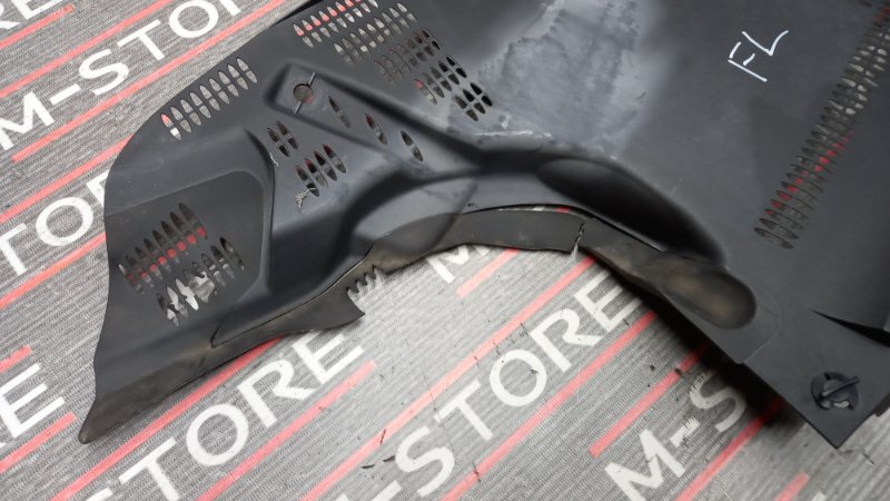 решетка под лобовое стекло, 500 рублей, Красноярск