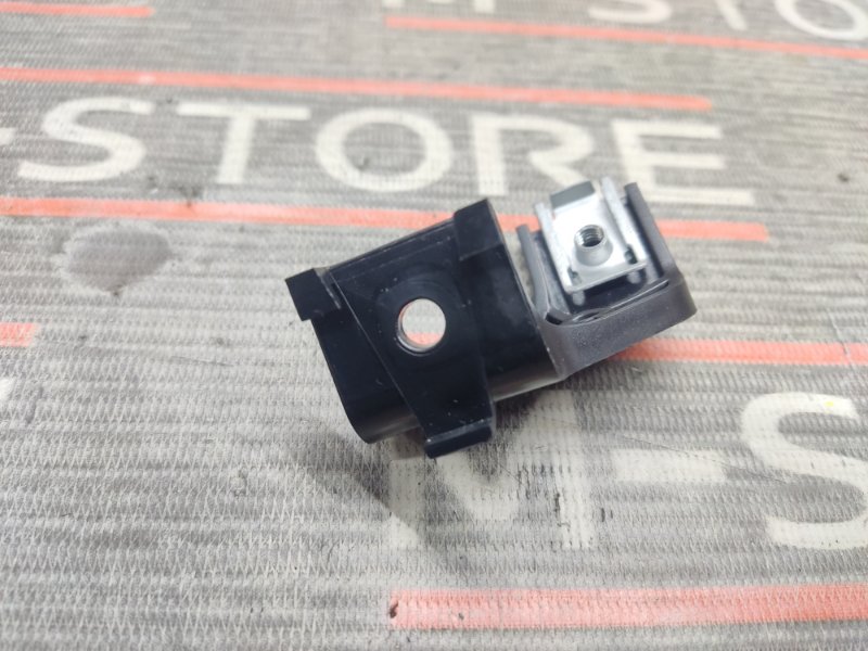 кронштейн панели, 300 рублей, Красноярск