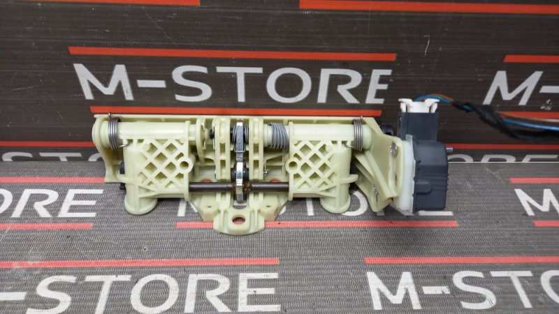 механизм складывания подголовника, 340 рублей, Красноярск