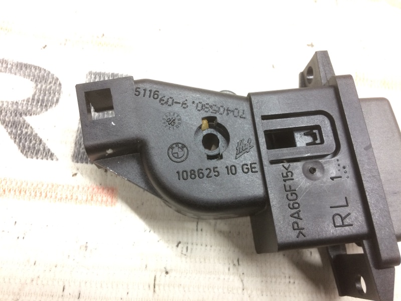 Кнопка открывания бардачка, 300 рублей, Красноярск