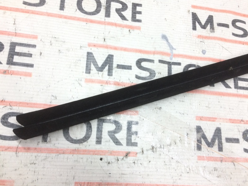 уплотнитель стекла двери, 340 рублей, Красноярск