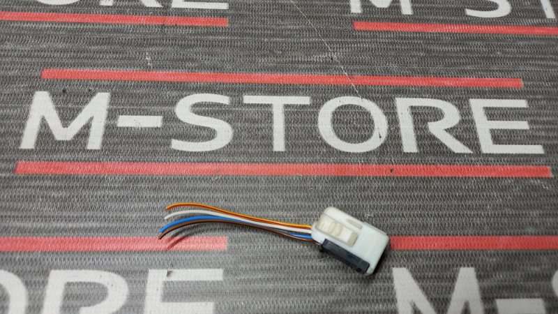 разъём подрулевого переключателя, 300 рублей, Красноярск