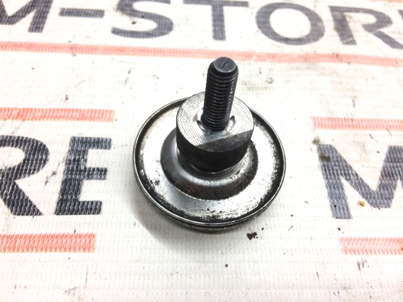 болт, 300 рублей, Красноярск