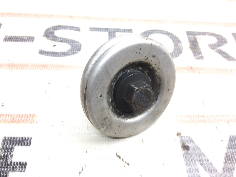 болт, 300 рублей, Красноярск