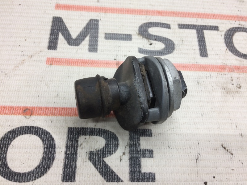 Отбойник двери багажника, 340 рублей, Красноярск