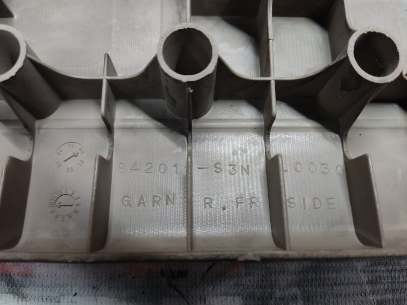 Накладка на порог салона, 370 рублей, Красноярск