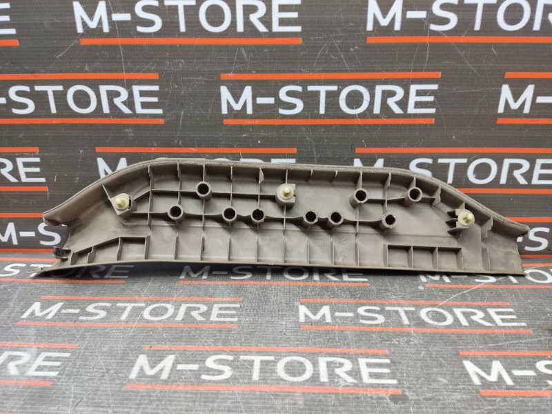 Накладка на порог салона, 370 рублей, Красноярск