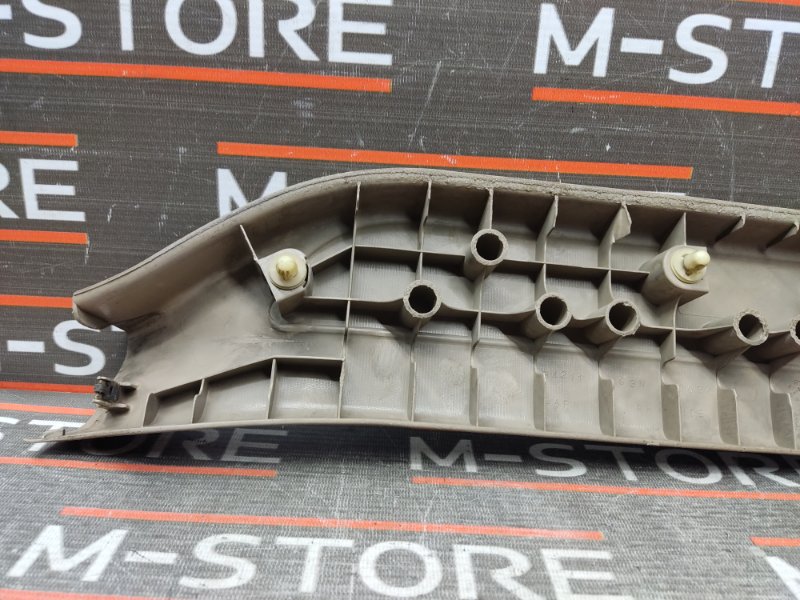 Накладка на порог салона, 370 рублей, Красноярск