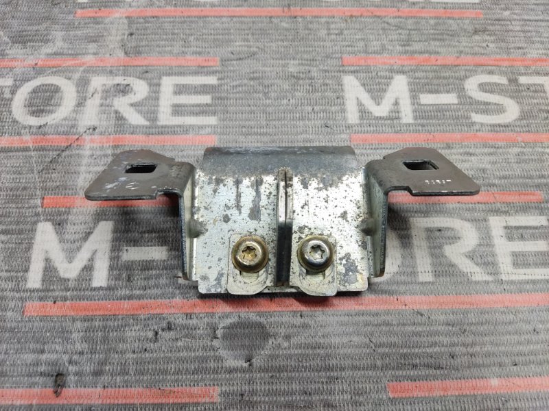 петля замка багажника, 280 рублей, Красноярск