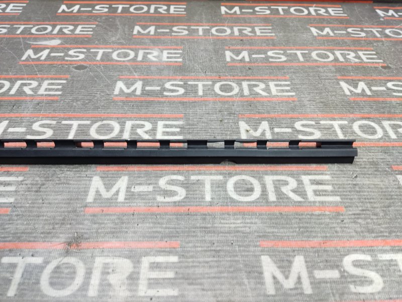 Крепление уплотнителя двери, 300 рублей, Красноярск