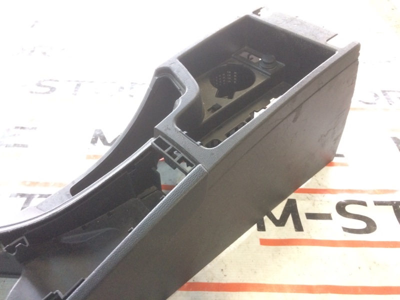 Консоль между сидений, 350 рублей, Красноярск