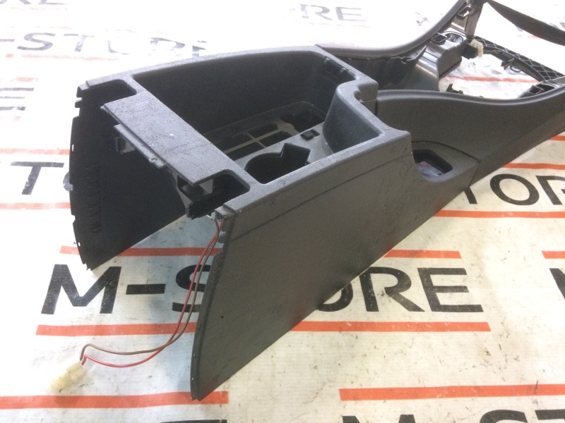 Консоль между сидений, 350 рублей, Красноярск