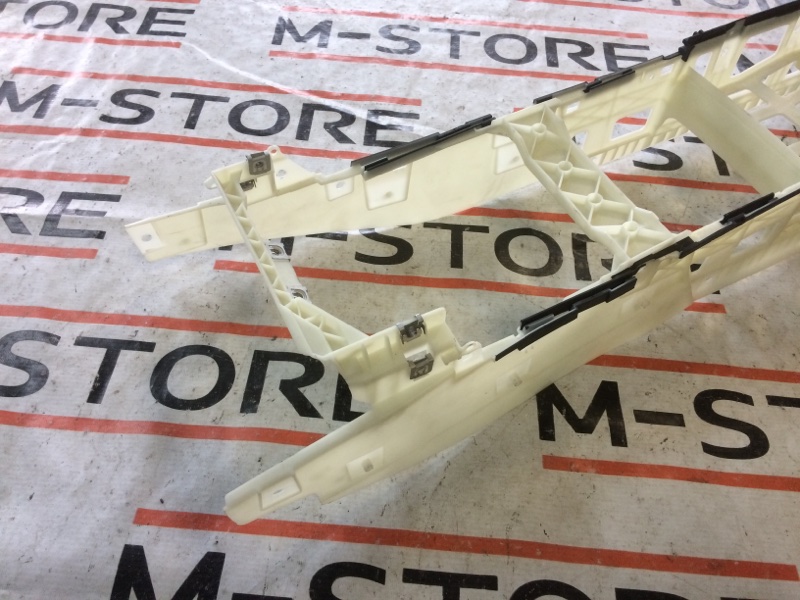 Консоль между сидений, 350 рублей, Красноярск