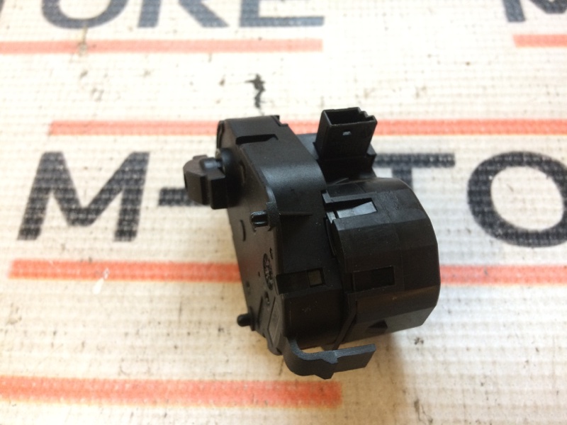 привод заслонки отопителя, 340 рублей, Красноярск