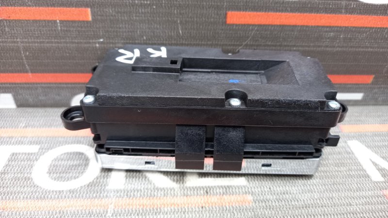 Блок управления стеклоподъемниками, 900 рублей, Красноярск