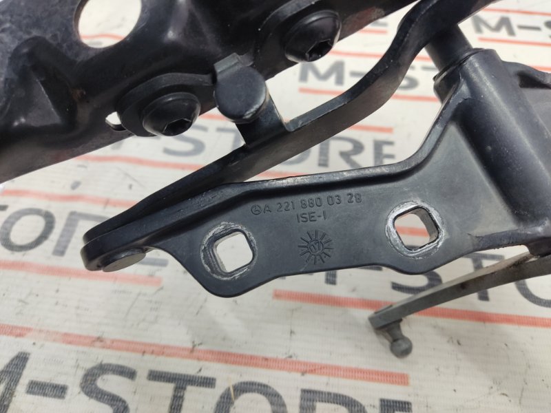 петля капота, 1640 рублей, Красноярск