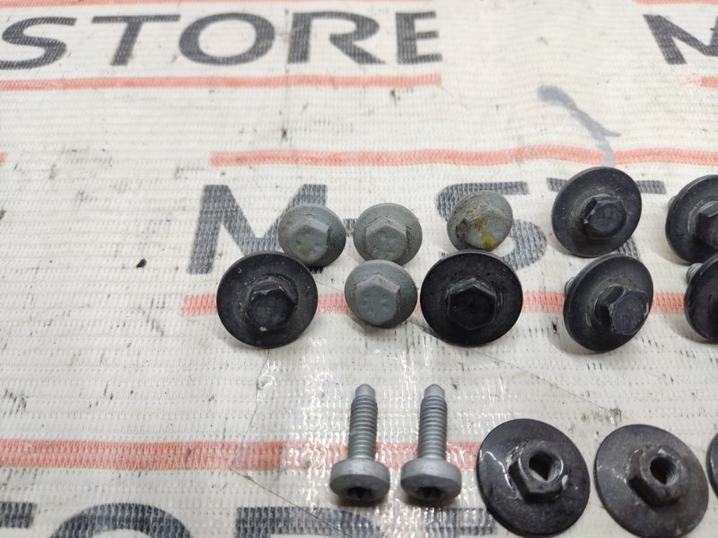 болты и гайки, 220 рублей, Красноярск