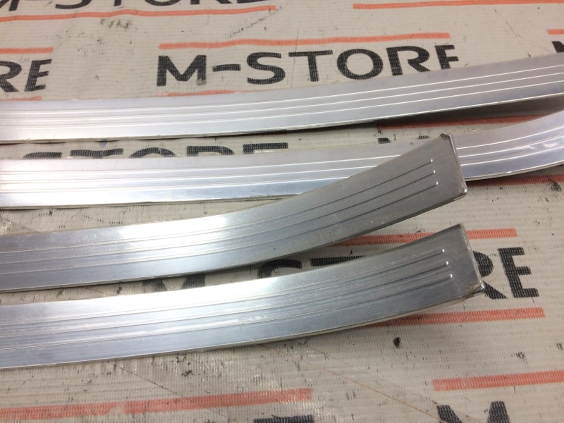 Накладка на порог салона, 1300 рублей, Красноярск