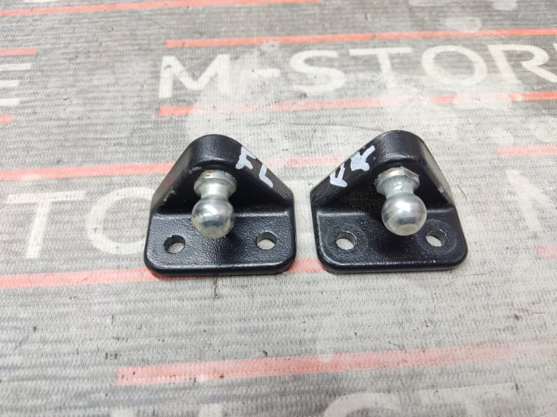 Кронштейн амортизатора капота, 340 рублей, Красноярск