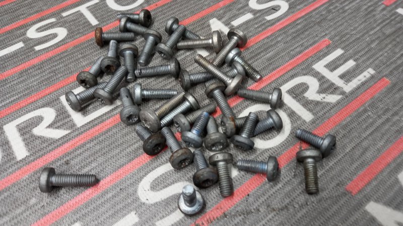 Болты и гайки ДВС, 1220 рублей, Красноярск