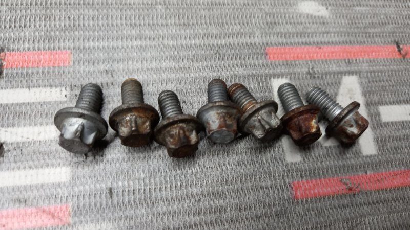 Болты и гайки ДВС, 1220 рублей, Красноярск